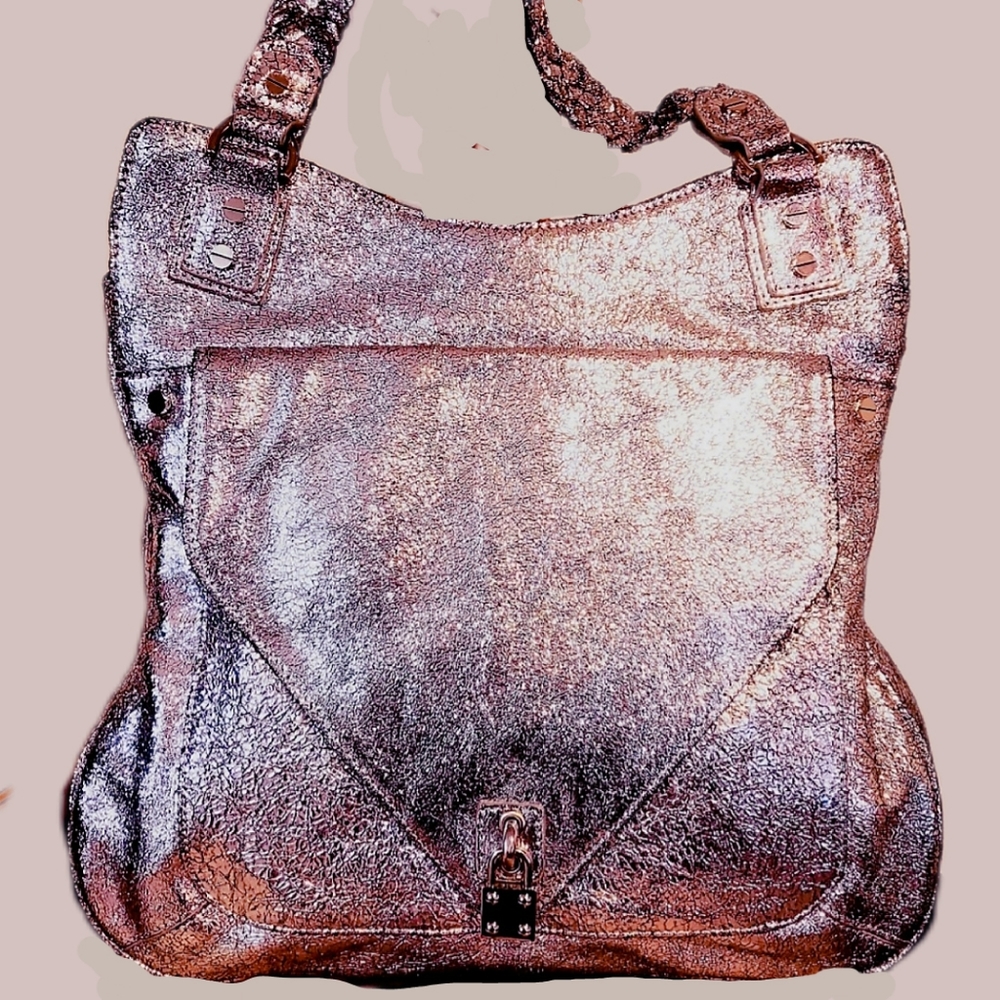 ALEXIS HUDSON- Silver Imp.  Metallic Leather Handbag- Vintage NWOT